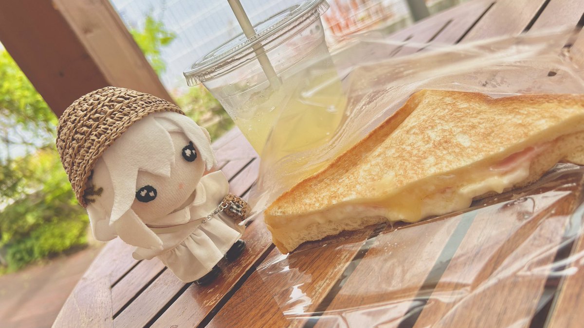 HZ_doll's tweet photo. 夏！フェス！！りくろー！！！

✂︎ ✂︎ ✂︎

ユニぬい(自作) 

お洋服フルセット
 @takemainuichans 様
　
✂︎ ✂︎ ✂︎ https://t.co/RuRDnpNhbq
