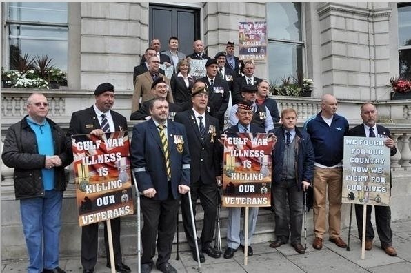 davietweetsc's tweet photo. No veteran should ever have to battle their own government for help after battling an enemy for that government. Gulf War syndrome is REAL and should be fully funded for vets who are suffering 
35years &amp; still no help 
🇬🇧🇬🇧🇬🇧🇬🇧🇬🇧🇬🇧🇬🇧🇬🇧
 #vaccinesdamage
 #veteransuicides 
🗣📢🆘️ https://t.co/HVgcPEhPwK