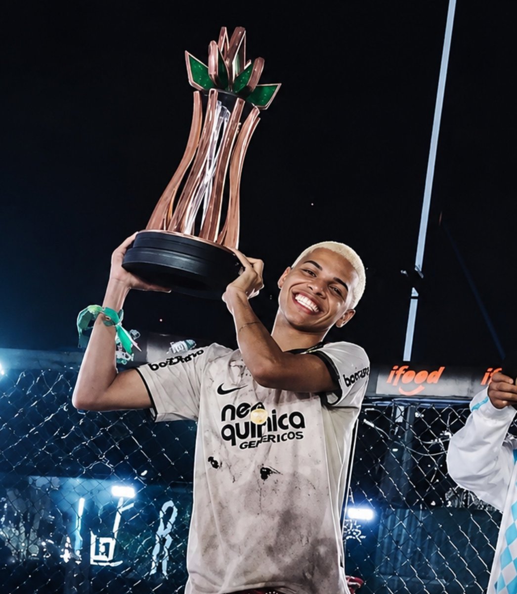 jotinhaaa23's tweet photo. 5 participações, 3 vezes campeão, 2 vezes mvp, 2 vezes finalista

11 rounds individuais disputados, ganhou 10 e perdeu apenas 1

LENDA https://t.co/D2ceflxwus