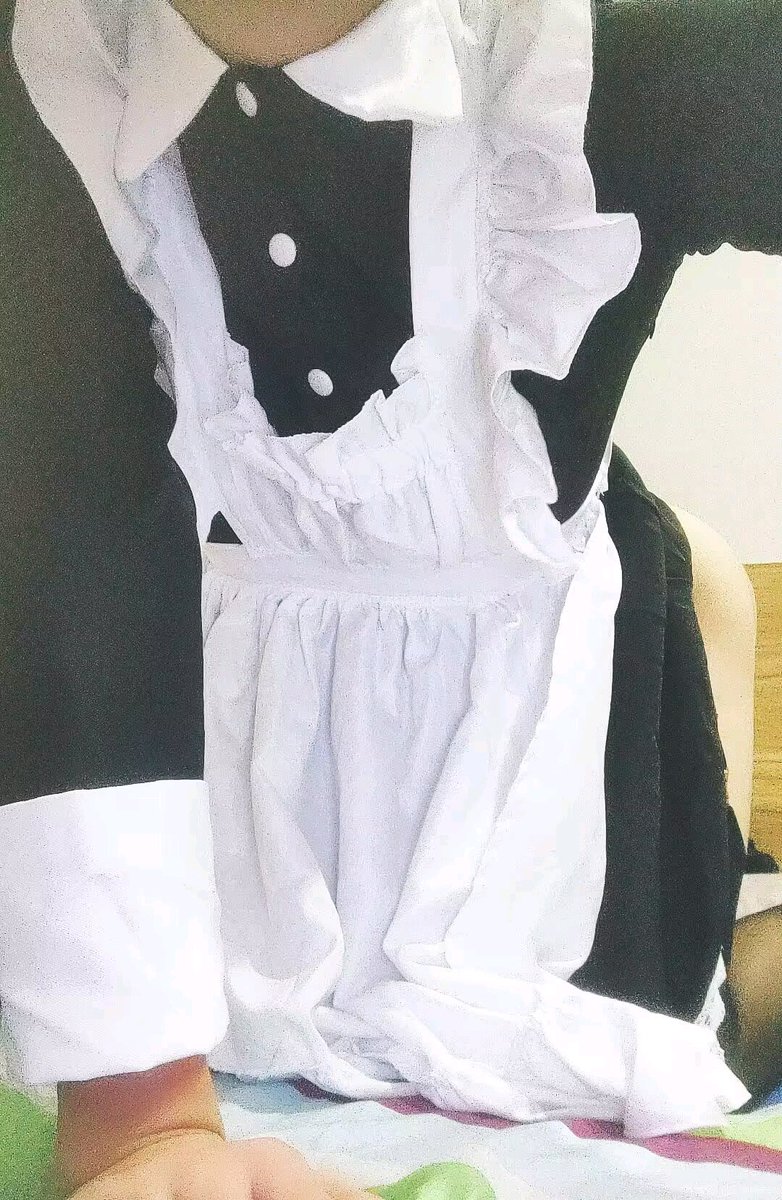 LeopardReinUwU's tweet photo. 114514号女仆很不高兴为您服务，请问hantai大叔你需要什么？ https://t.co/VGr6P1QC7c