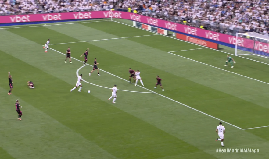 TouchlineX's tweet photo. 📸 - WHAT AN UNBELIEVABLE SOLO GOAL BY JUDE BELLINGHAM! 🏴󠁧󠁢󠁥󠁮󠁧󠁿💫 https://t.co/TeTPJgvRgg