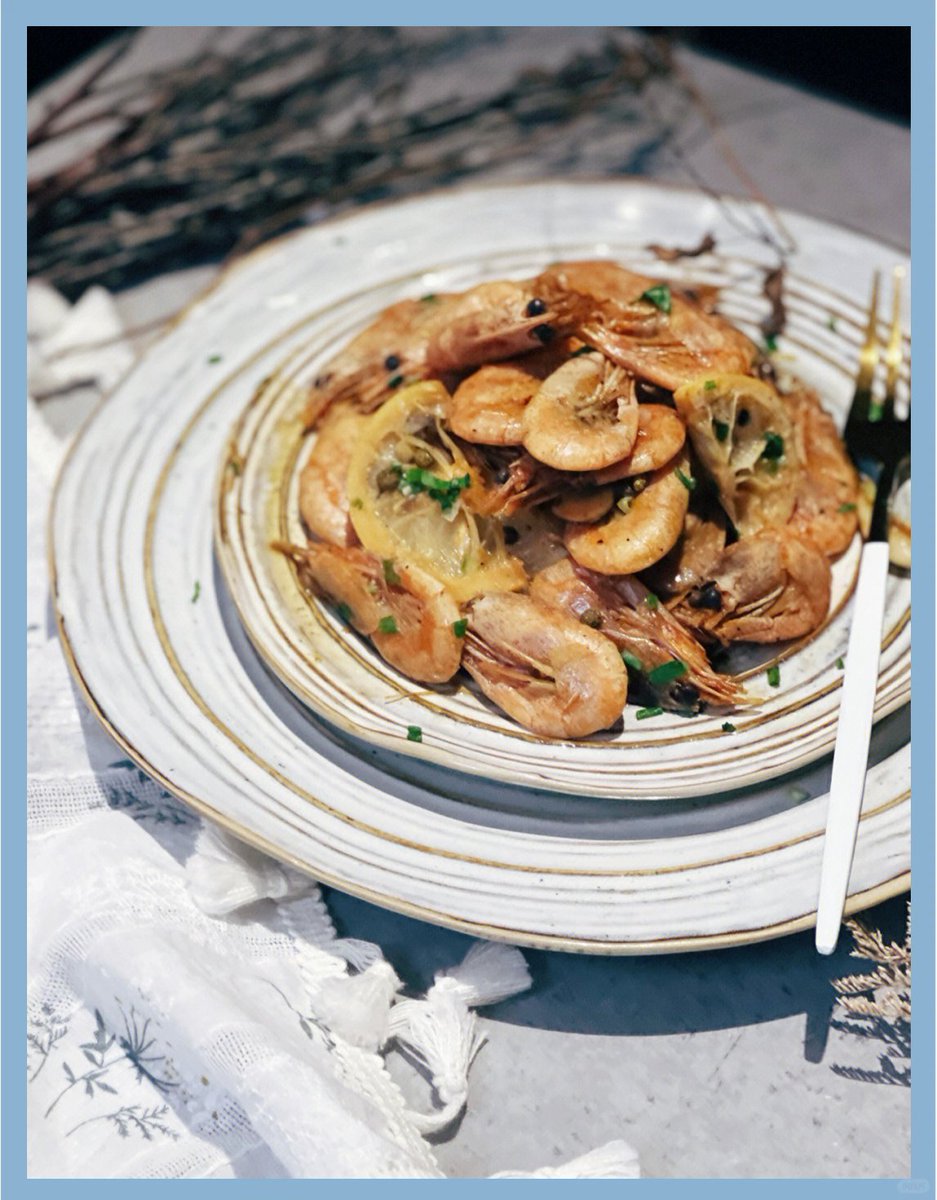 andre29041998's tweet photo. Just whipped up garlic butter shrimp with lemon for dinner—15 mins, zero fancy skills, so cozy and delicious! https://t.co/EB0dfpI04L