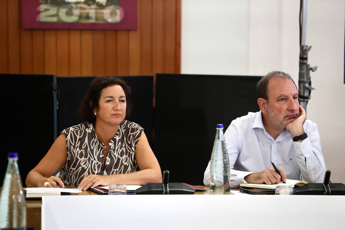 aliciarll's tweet photo. Afrontem el curs polític que comença amb nous reptes i les prioritats ben definides.

Al Monestir de les Avellanes, ens reunim en la V Trobada de Govern per compartir els objectius que tenim per endavant i fixar les línies de treball dels propers mesos. https://t.co/jj20AcHRGK