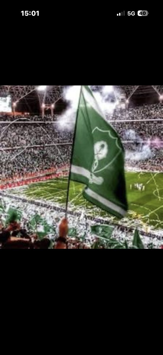 wabumelha's tweet photo. -المفارقة الساخرة في احوال الملكي لم تعد رياضية بقدر ما أصبحت سؤالًا عن إنصاف المالك ومنطق الاستثمار فالأهلي هو الأكثر نجاحًا خارجيًا بين أندية الصندوق وهو المعيار الأهم لنجاح مشروعنا الرياضي الطموح وهو البطل الذي أثبت قدرته على تحويل الدعم رغم عدم عدالته إلى منجزات غير مسبوقة،ونجده يقف هذا الموسم أمام استحقاقات قارية وعالمية كبرى ومع ذلك يبدو وكأنه يُعاقَب على نجاحه بدل أن يُكافأ عليه،فمن سَلب مدربه وإنهاء  عقود أسماء مؤثرة وإحضار بعض الأسماء التي ليست ذات حاجة فنية وبابخس الأثمان مُقارنة بالأخرين حتى ��ُقال انه دُعم رغم معرفة القاصي والداني أن إحتياجه الأساسي يكمن في وجود  محور نوعي يعوّض رحيل كيسيه بينما يستمر تدفق  الدعم بسخاء على أندية لا تزال تبحث عن باب البطولات التي د��لها الأهلي مُبكراً  وينافس عليها من جديد وجوهر المسألة هنا ليست مطالبة بتمييز الملكي ولا بحرمان الآخرين بل بالسؤال البديهي والمُحيّر:إذا كان المالك واحدًا فأين عدالة الدعم والتعامل؟وأي منطق استثماري يقضي بإضعاف المشروع الأكثر نجاحًا بينما تُضخ الإمكانات في مشاريع ما زالت تبحث عن النجاح؟الأهلي لا يطلب مكافأة استثنائية… يطلب فقط ألا يصبح نجاحه سببًا لمعاقبته…أحضروا للأهلي ما يستحقه وما يحتاجه وعندها سنرفع لكم القُبعة ونقول:جزاكم الله خير وبيض وجوهكم… فالعدل حين يحضر لا نبخل عليه بالثناء 💚🇸🇦@PIFSaudi @mosgovsa @AbdulazizTF