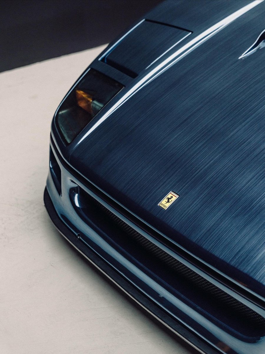 streetjour's tweet photo. Ferrari 💙💙🩵 https://t.co/MKUtF9htbh