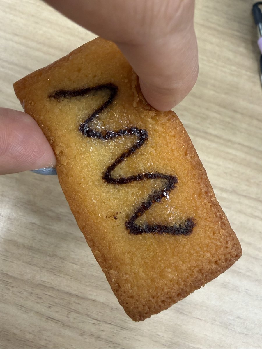 ichkin1058's tweet photo. 2026.8.28

最近いつも何かしらの自習室（スペース🪐）に誰かいて嬉しい☁️

#FP2級
過去問（実技2025.1）：56/68
過去問（学科）：2/3←疲れた...やったことに意味ある
一問一答（学科）：95/124←わかってたことわからなくなってる感覚🧠

#軽やか部
夕散歩：2.6キロ

#正直ダイエット部
🍘🍰🐯 https://t.co/LbMrvmPqUL