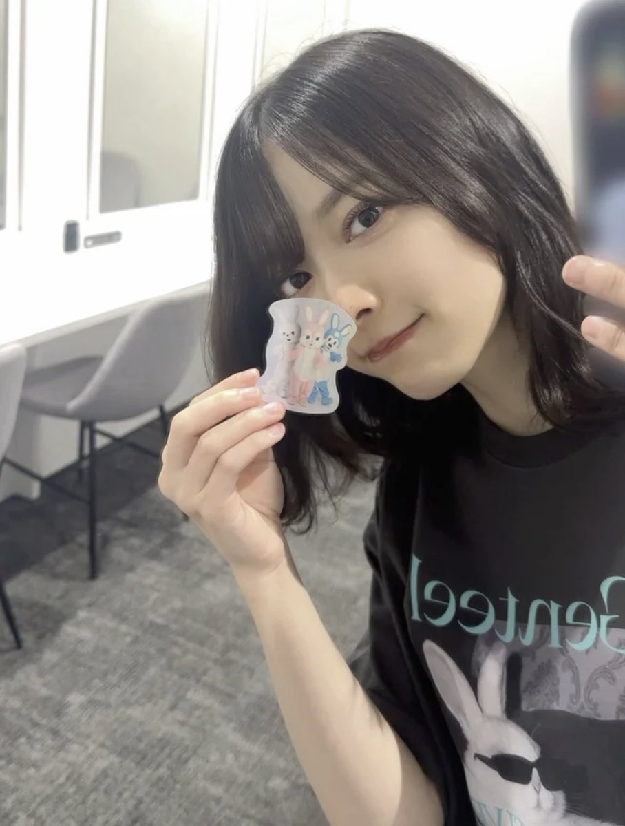 sakasika46's tweet photo. 出た！ひかるちゃんのウサギT！
明日からの香川たのしもうねー！
#hikarublog https://t.co/qSxgmfSB3p