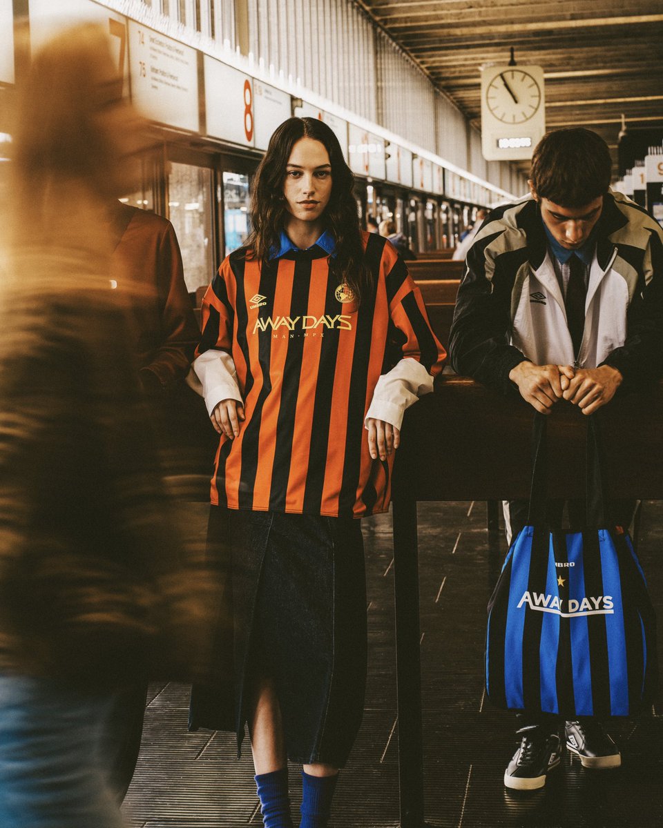 NottheSamo's tweet photo. Umbro apresenta “Away Days”: a experiência de assistir jogos como visitante. https://t.co/HOiiuJfKxg