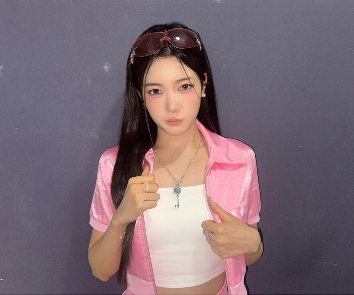 dokizzan9's tweet photo. 입뭉이실게 https://t.co/b1sdQeMSsO