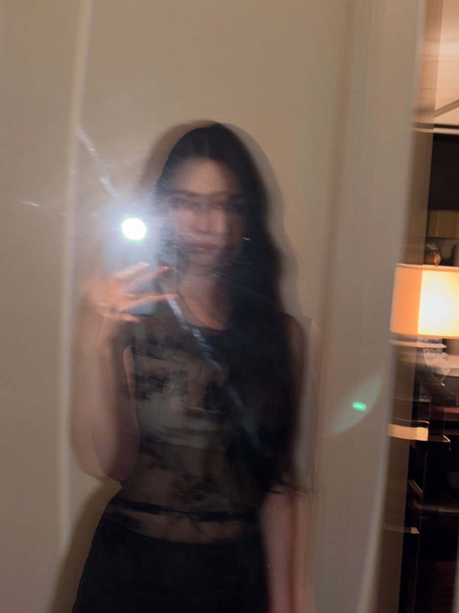 karinaofmoment's tweet photo. 260828 #카리나 인스타💙

Pradathing-🖤
@ prada #prada #paragon https://t.co/iXRhaA8VEZ