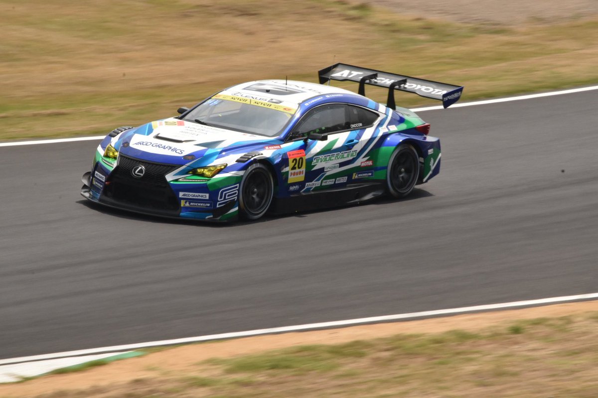 Be_yan_CR_V0021's tweet photo. 2026 SUPERGT Rd.5 鈴鹿GT 300km
20号車 #SHADERACING RC F GT3
とレースアンバサダーの皆さま
やっと20号車を撮れました😊
このカラーリングめちゃめちゃかっこいいな!アンバサダーもみんなかわいい!
#SUPERGT #SHADEGIRLS https://t.co/YeoMYduYma