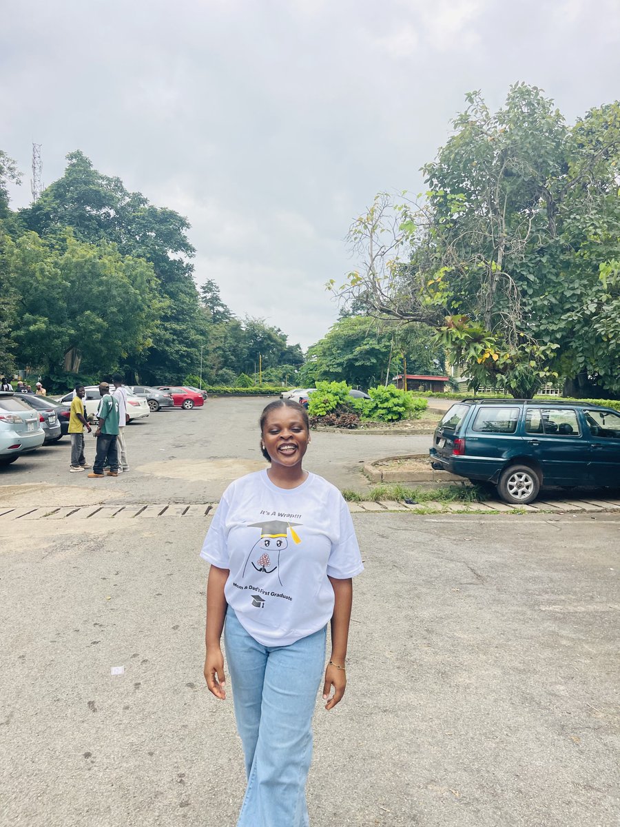 the_eyimofe's tweet photo. Uni really does end on a random Friday!🥹 https://t.co/GVb5huEbRx