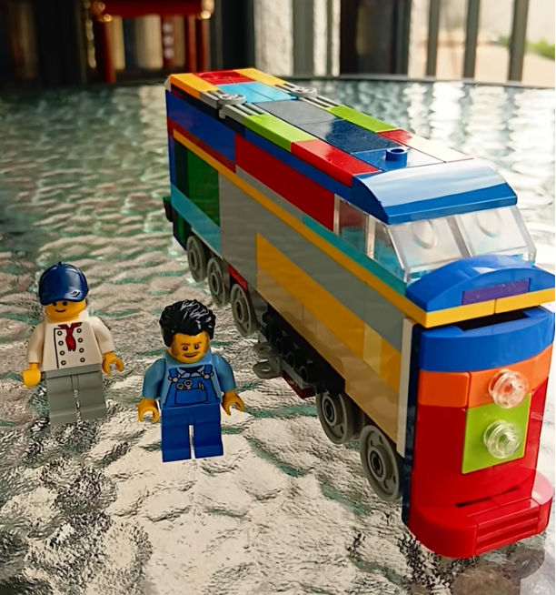 yuriytenmanlego's tweet photo. LEGO 10696 Train πMOC. Locomotive. How to build LEGO Classic. Save Money & Space https://t.co/Au07uqvOTo #lego10696 #legoclassic10696 #legoclassic #yuriytenmanlego #yuriytenman #legomoc #legotrain #moc #legofan #mocs #legomocs #legofan #legoafol #afol #Π»Π΅Π³ΠΎ #Π»Π΅Π³ΠΎΠΊΠ»Π°ΡΡΠΈΠΊ https://t.co/jtccCp75Vm