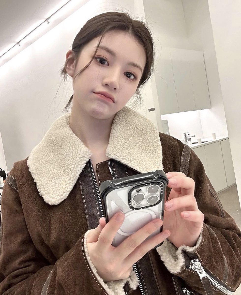 younjung960422 tweet picture