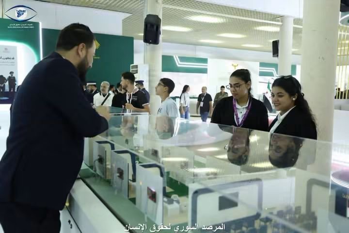 Avinnjd's tweet photo. 📌قـ..وات الاسايش تشارك في معرض #دمشق الدولي.
عدسة المرصد السوري
#الاعلامية_أفين https://t.co/eTAHdkoAJj