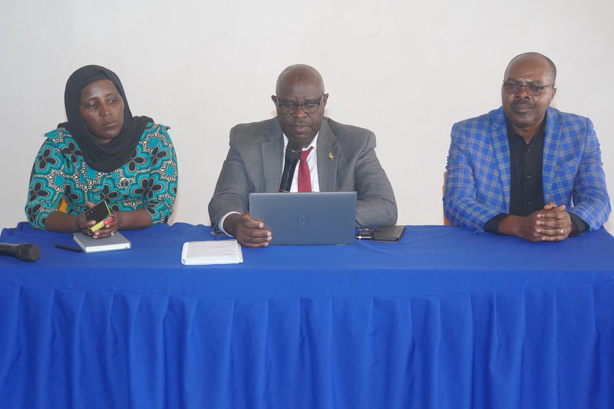 seppmsan's tweet photo. 1/2 Du 26-28/8/2026,@seppmsan de Primature,avec appui de @UNICEF_Burundi,conduit 1 retraite de renforcement des capacités des mbres des COPIL/PCSAN des commun de Butihinda,Gisagara,Cankuzo,Ngozi,Tangara,Kiremba, Matongo,Muhanga &amp;Kayanza,zone d’intervent° du projet financé par SDC https://t.co/T4ebzghN7j