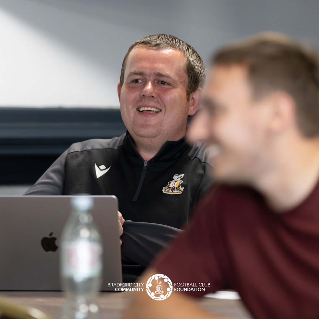 bcafc_cf's tweet photo. School's back this week - and our team have been back in the classroom 👨‍🎓

Our staff took part in a training day, including coaching from our friends at @_beyondphysical, right here at HQ 👇

We're ready for the new year - and to make a difference in our community 💛

#BCAFC https://t.co/RZY9mUbQUK