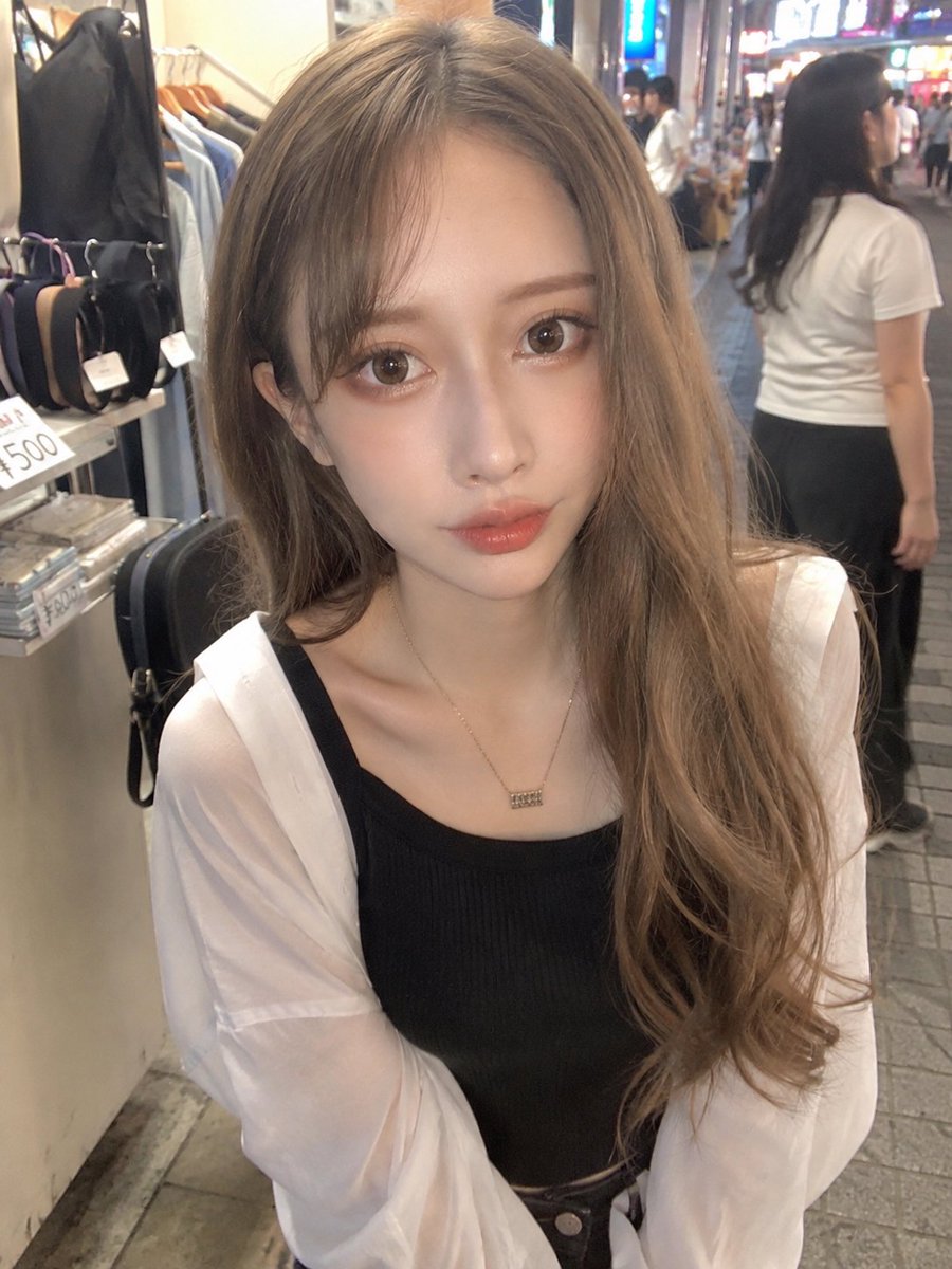 Katesai07's tweet photo. 少しだけ本音を言うと…
32歳で「もう若くないでしょ」って言われることもあるけど、
恋まで諦めなくていいですよね？🥺 https://t.co/qJMUXkXJtv