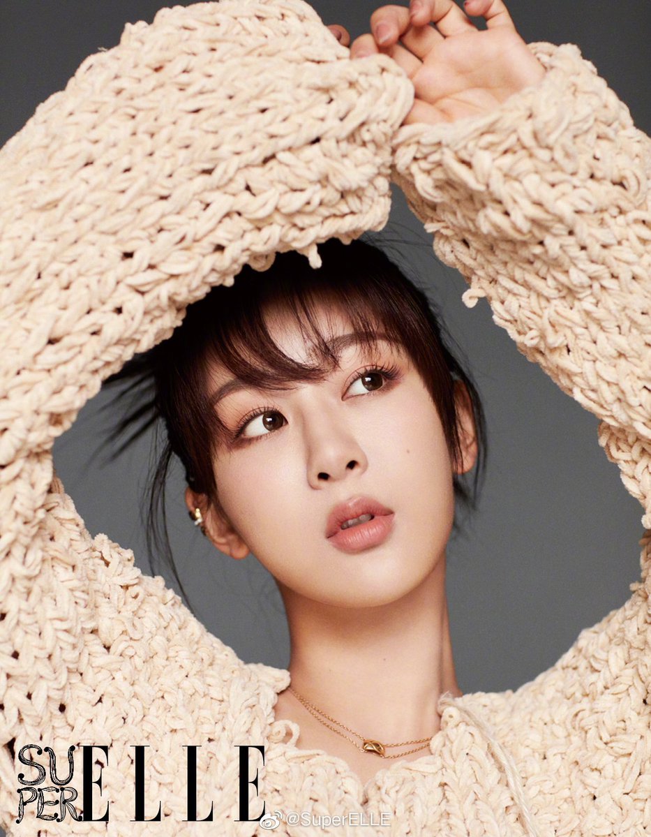 atelierdeyangzi's tweet photo. Yang Zi for SuperElle Fall 2019 issue

#YangZi https://t.co/rpS6j6QDgH
