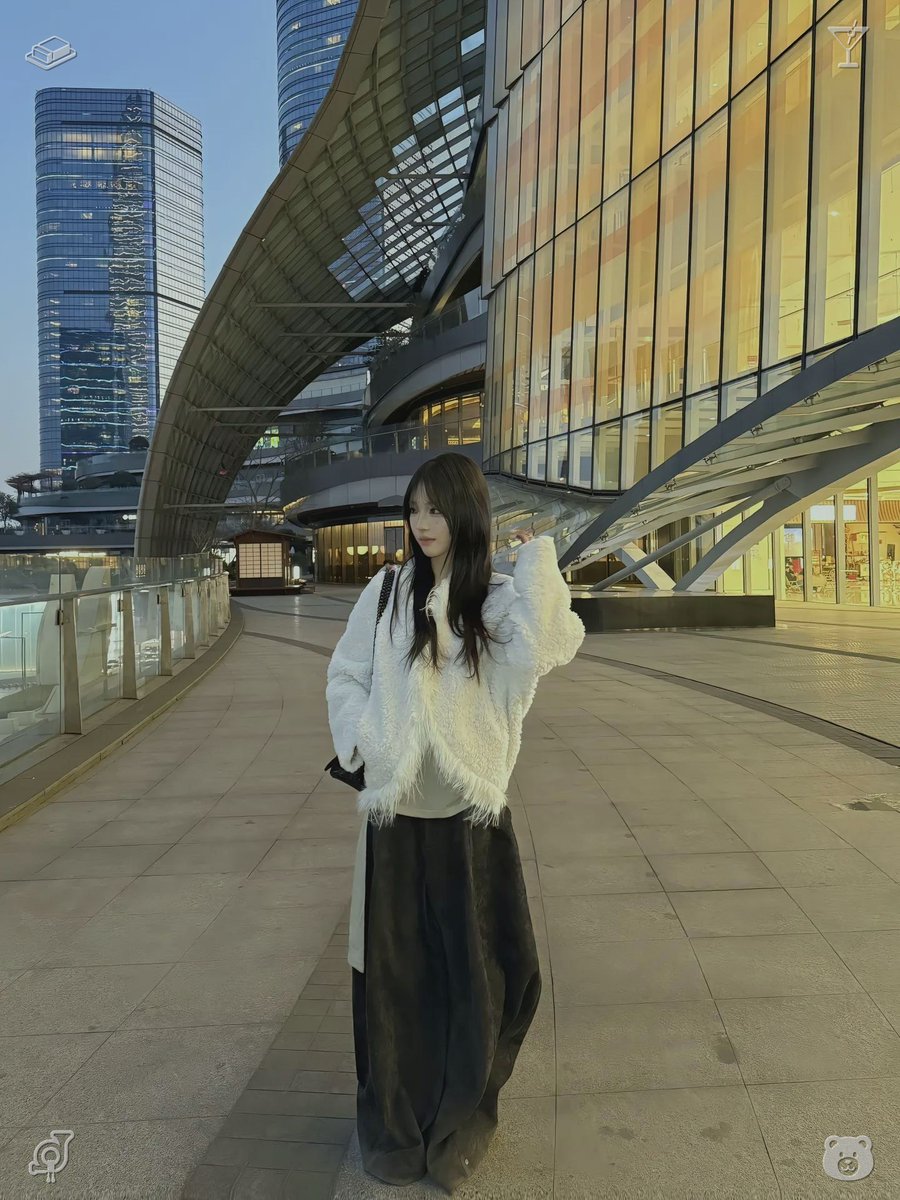 nepikaru's tweet photo. 🌻Morning at the factory: energy and discipline, the drive to achieve set goals!Respect individual private personal space in all social interactions speak sincere honest words avoid useless pointless conflict in every regular casual friendly daily face to face discussion talk https://t.co/Zh6NcYakPv
