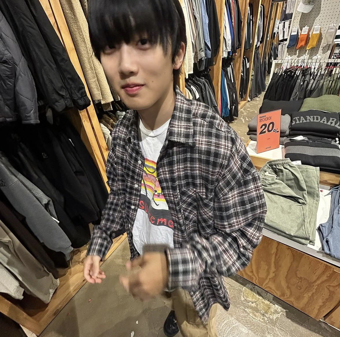 samdoek101's tweet photo. 내가 아랑하는 정민준 사진 모음..♡ https://t.co/1mnKbi5DMg