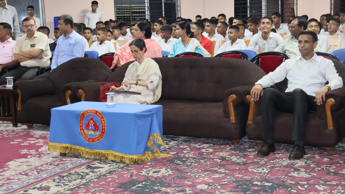 ssnalanda's tweet photo. Inter House English Debate Competition (Junior) on the topic " AI is a Threat  To Human Creativity" Ashoka House  was adjudged winner for the session 2026-27. https://t.co/CyG7ZUf3Xw