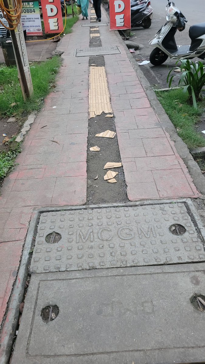 mumbaimatterz's tweet photo. These broken yellow tactile tiles were meant to guide the visually challenged.

Now even a person with perfect eyesight can trip, fall and lose their vision, teeth & bones.

Whoever designed did not seem to have a vision for what they were for?

What a waste.

Outside Gokul Residency, Opp Oberoi Garden, Thakur Village, Kandivali East.

@mybmc
@mybmcWardRS

🎥 © @Pankaj_vr1