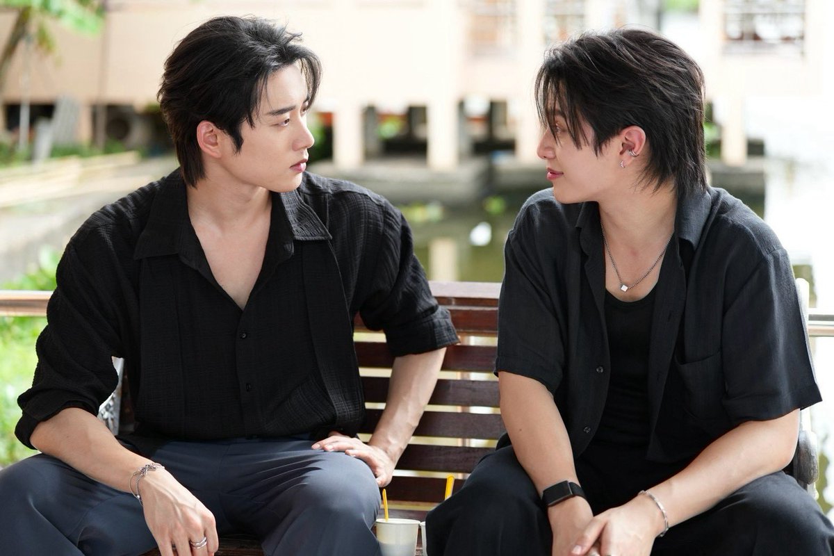 YouManiacSeries's tweet photo. Q30 You Maniac เดี๋ยวจะรักซะให้บ้า ปิดกล้องแล้ว! 
ขอบคุณทุกคนที่ติดตาม ส่งกำลังใจให้พวกเราทีมงานและนักแสดงมาตลอด ✨

มาติดตาม You Maniac เดี๋ยวจะรักซะให้บ้า ไปด้วยกันนะครับ พรุ่งนี้ตอนแรก! #YouManiacSeries 

“You Maniac เดี๋ยวจะรักซะให้บ้า” ❤️‍🔥
ทุกวันเสาร์ เวลา 20:30 น. ดูทีวี ช่อง GMM25
ดูย้อนหลัง แอป oneD ที่เดียว เวลา 21:30 น.
เริ่ม 29 ส.ค. นี้
#GMMTV