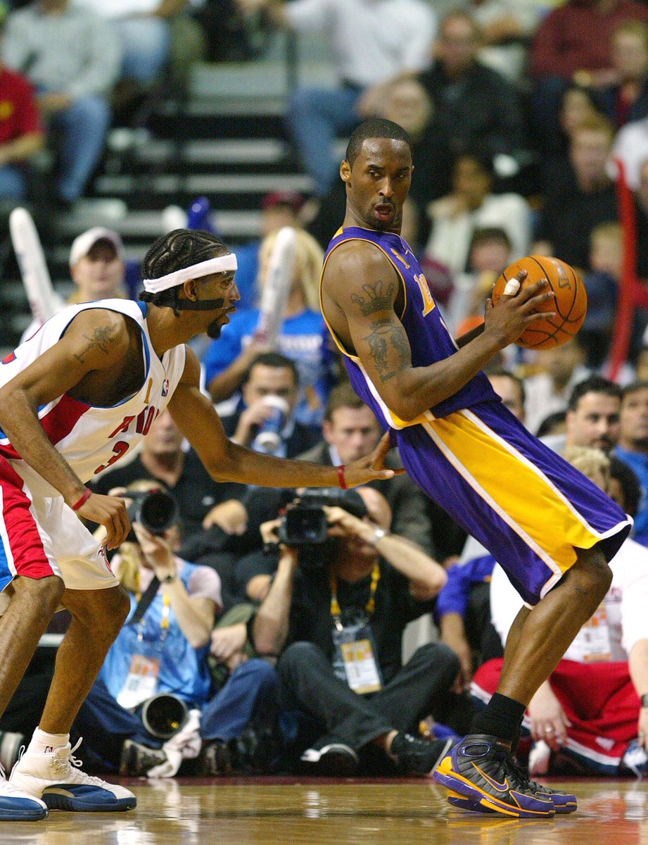 timelesssports_'s tweet photo. 2004 NBA Finals 🔥 https://t.co/6ePMi2p6BN