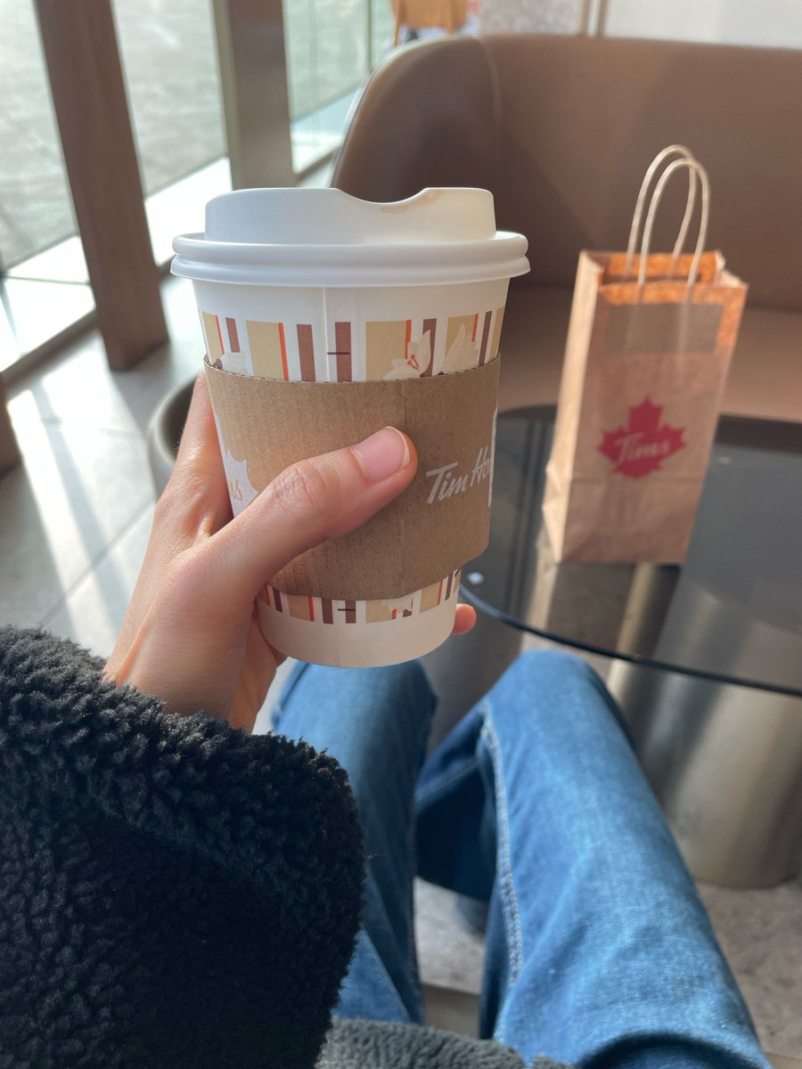 anton13444093's tweet photo. Just wrapped up a productive morning sync with the cross-functional team—new project milestones are locked in, can’t wait to keep the momentum going! https://t.co/6ZTgLgzs8e