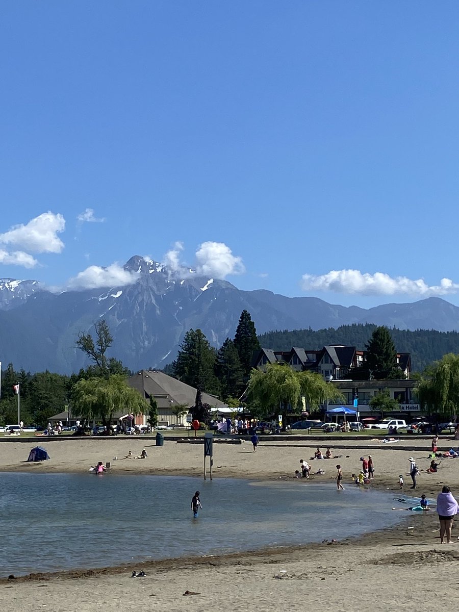 donnywomacck's tweet photo. Living in British Columbia means you see views like this everyday. https://t.co/u1eNXuGwaF