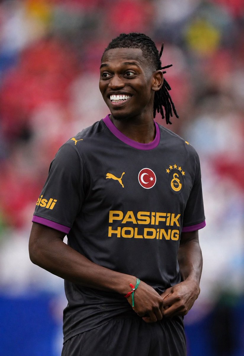PesindeyizApp's tweet photo. 🚨 Galatasaray, Rafael Leao için uçuş programı oluşturuyor! (Ertan Süzgün) https://t.co/YBwpuJMpYs