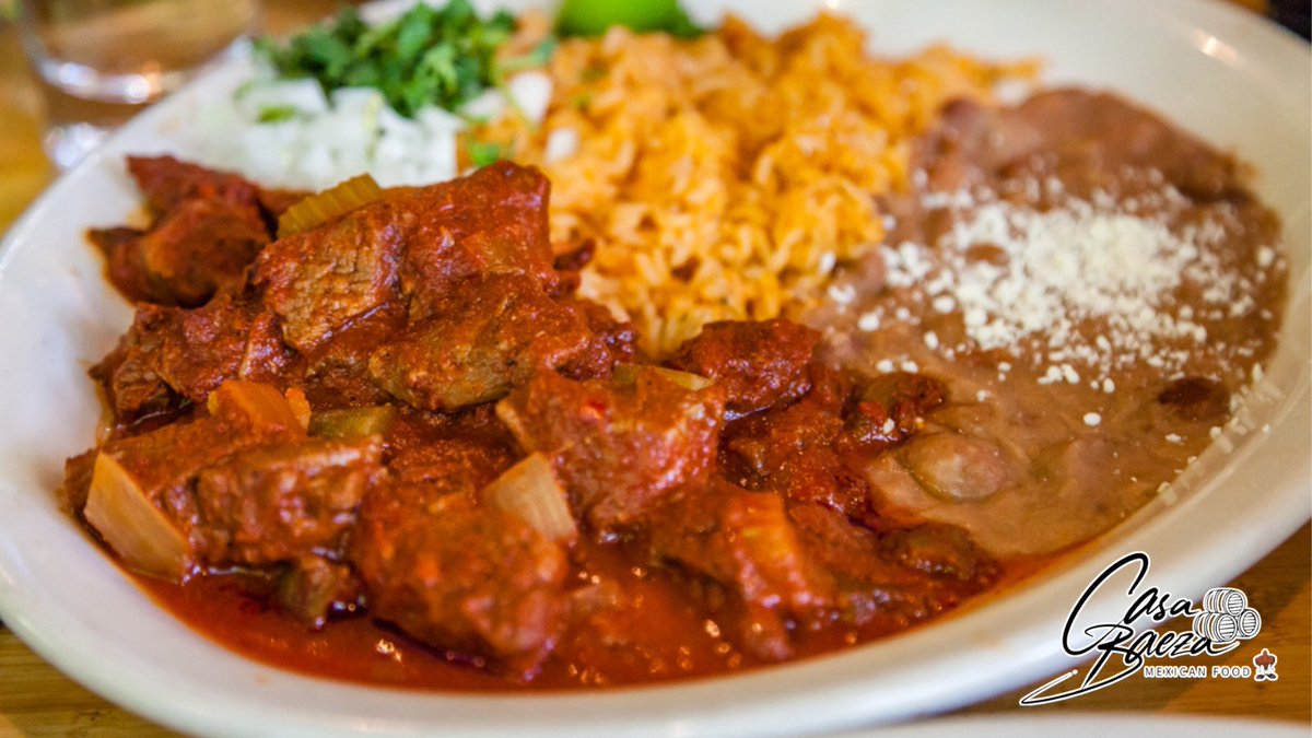 CasaBaeza's tweet photo. #ChileColorado is a classic #Mexican favorite featuring tender, flavorful meat simmered in a rich #redchilesauce. Served with rice and beans for a satisfying meal full of traditional flavor. Come enjoy the rich, #savoryflavors of a Chile Colorado for yourself! 🥘 https://t.co/QP6h1EtoLo