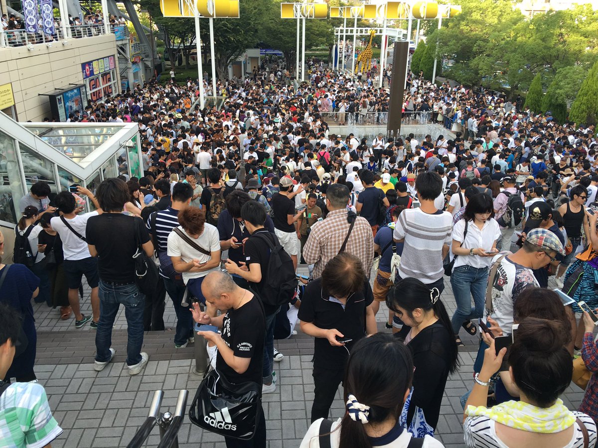 yuuki202012's tweet photo. 10年前の大阪南港写真がでてきた

これ、生成AIじゃないんだ。

みんな、ポケモンGOでラプラスGETにいそしんでるんよ。 https://t.co/OJCysBFgfs