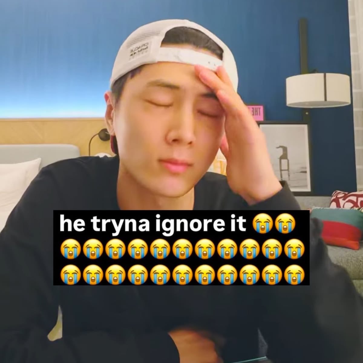 xoullrinn's tweet photo. me watching evans billboard interview and hearing that aussie accent slip out https://t.co/pTcyxIy0sa