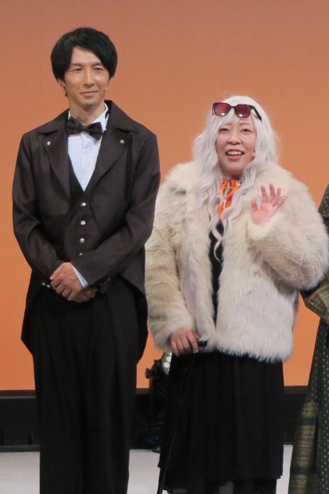 711earlgrey's tweet photo. 「サンゴク、ジャモ」

この2人が舞台に登場した時の安心感半端ない☺️
チームワーク抜群、無茶振りのアドリブも昼、夜公演変えてくれて嬉しい😆
三福さんの華麗な執事役に痺れた…✨
もじゃさんの原曲キーで「夜の女王のアリア」凄まじかった…✨
#マツクランジャタイ
#三福エンターテイメント
#もじゃ https://t.co/gWPIJhl4r0