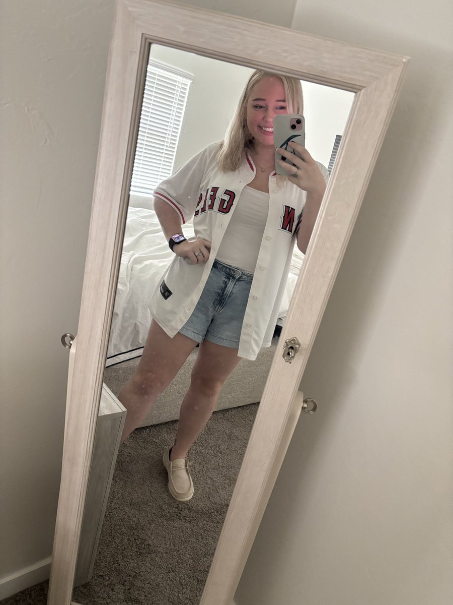 danifulmer23's tweet photo. ⚾️🧢 https://t.co/ASxEyewXgl