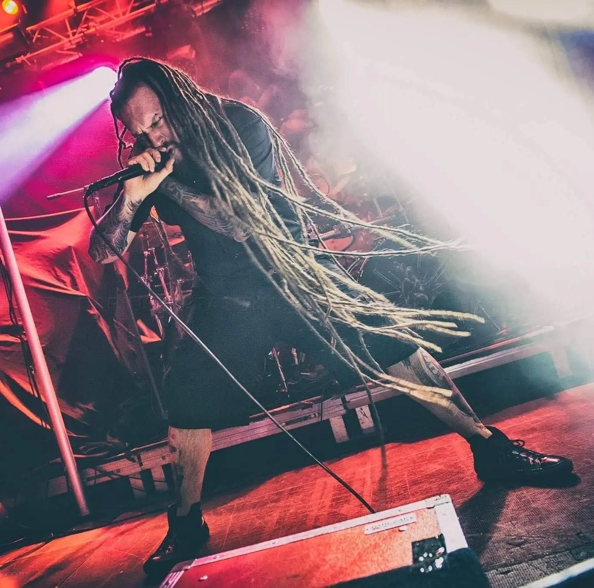 bfmv_nm7's tweet photo. 久しぶりにDecapitatedのライブ映像みたらいつの間にかボーカル変わってた…Rastaの爆イケヘドバン見れないの寂しい…新ボーカルも悪くないが🤘
#Decapitated https://t.co/IF1sa2JGs0