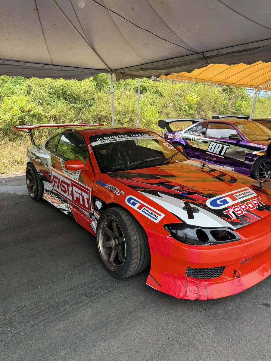 all_in_us_920's tweet photo. 今週末のマレーシアのJOHOR DRIFT MASTERは前回と車両が変わり
今回からスポンサーしていただくマレーシアのタイヤショップFAST FITさんの車両に乗ります😊

#FASTFIT 
#EBISUcircuit
#DAEMONdriftteam
#tornadoracingclutch 
#ttsportdiscbrakes 
#harsontyres https://t.co/I9F2SIZLd0