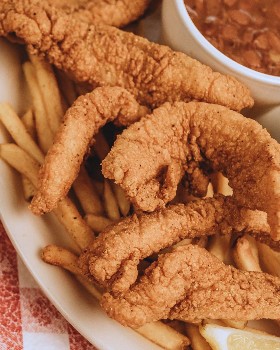 ClearSpringsMid's tweet photo. Just a little reminder that Midland LOVES Clear Springs! 😉🏆

Best Fish.
Best Chicken Fried Steak. 

We are still proud to have earned those titles! Come get a plate and see why Midland voted us BEST. https://t.co/hN8ErEsp2E