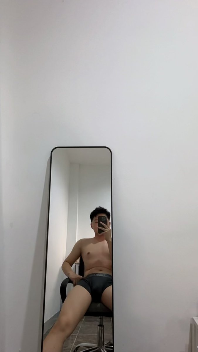 TechaPann's tweet photo. 🖤Good night https://t.co/Sl9MHPAVW9