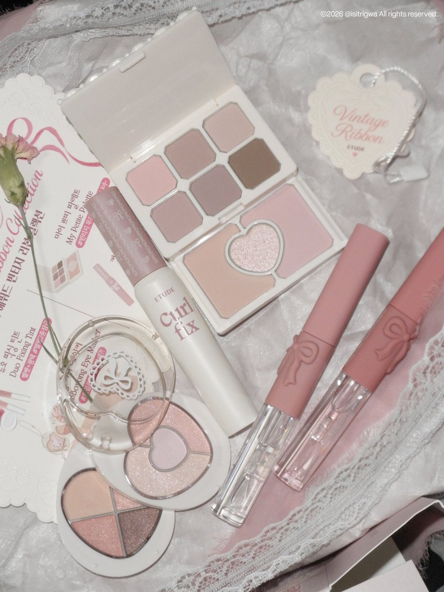 stuffbybt's tweet photo. หิ้ว olive young x sanrio 💗🎀
รับทุกแบรนด์น้า ลงราคาในเธรดคับ 
วางขาย 30/08 ถึงไทย 01/09 

#หิ้วเกาหลี #พรีเกาหลี #oliveyoung https://t.co/u3QXcc5g5W