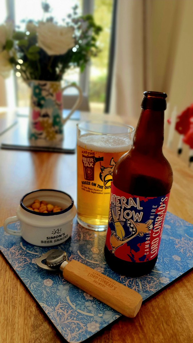 moneight's tweet photo. Don't usually chill my ales, this one is straight from the fridge though and went down an absolute treat, best LF I've had since the pandemic - great condition!
@LordConrads ππΌπ»
#IndieBeer #FridayNighter #beersnacks https://t.co/M3rgQG8zee