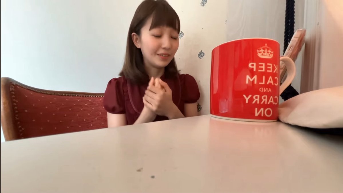 rika_shimakura's tweet photo. 前髪がドレッジ（パン生地を切り分けるやつ） https://t.co/FdbjRAIOpB