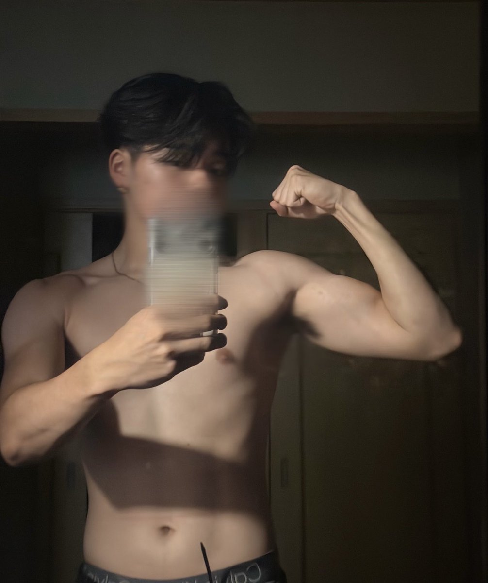 x_k024's tweet photo. 🏋️ https://t.co/Y5vMoXmpqt