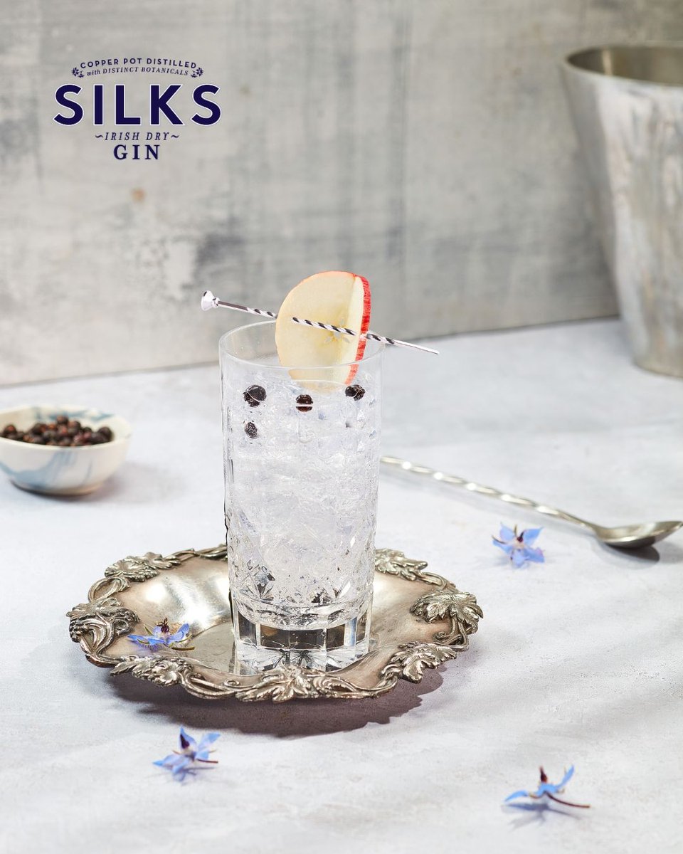 Boanndistillery's tweet photo. However you like to serve your gin and tonic, you can guarantee silky smooth refreshment with Sills Irish Gin 🍸
Find out more about this award-winning Irish gin at https://t.co/dtYAM31blW
#Gin #GinAndTonic #IrishGin #CraftGin #GinTonic https://t.co/HgEFxxWH5h https://t.co/X4uUD6KnCl