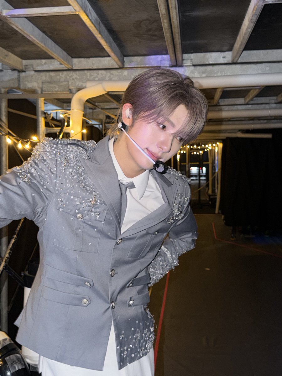 yochuns's tweet photo. YOUNGJAE 😭😭 my lifespan just got extended +531 levels 😻😻 https://t.co/WH0Mth2ElK