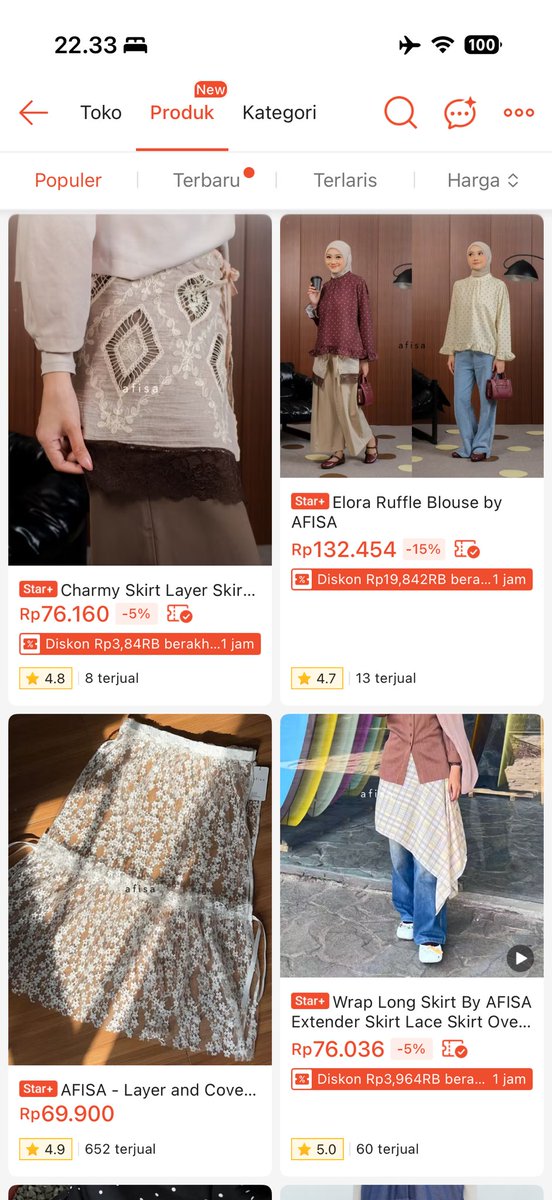miyawmew's tweet photo. not me discovering a whole store dedicated to layered skirts… and its super duper cuteee. oh god my wishlist is fighting for its life 😭 https://t.co/cXJQldscRV