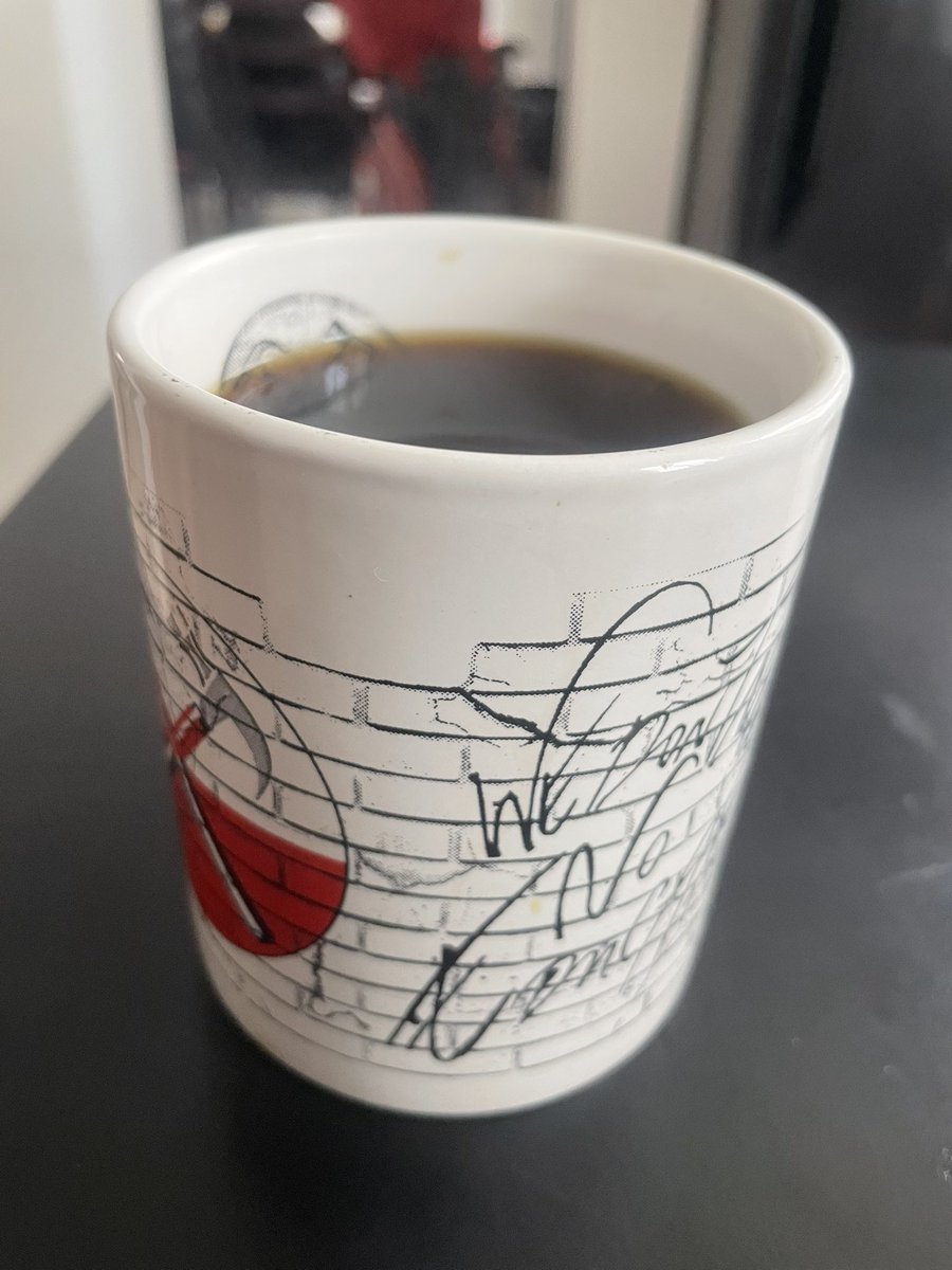 Dr_Days's tweet photo. @Andremmar Buenos días Andrea ☕️ https://t.co/TY4I51VZSX