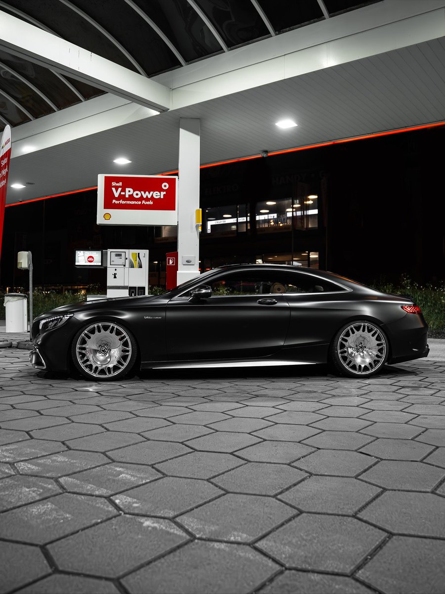 ExoticCarsiz's tweet photo. Mercedes-Benz S-Class Coupe (C217) https://t.co/eG8THq77wC
